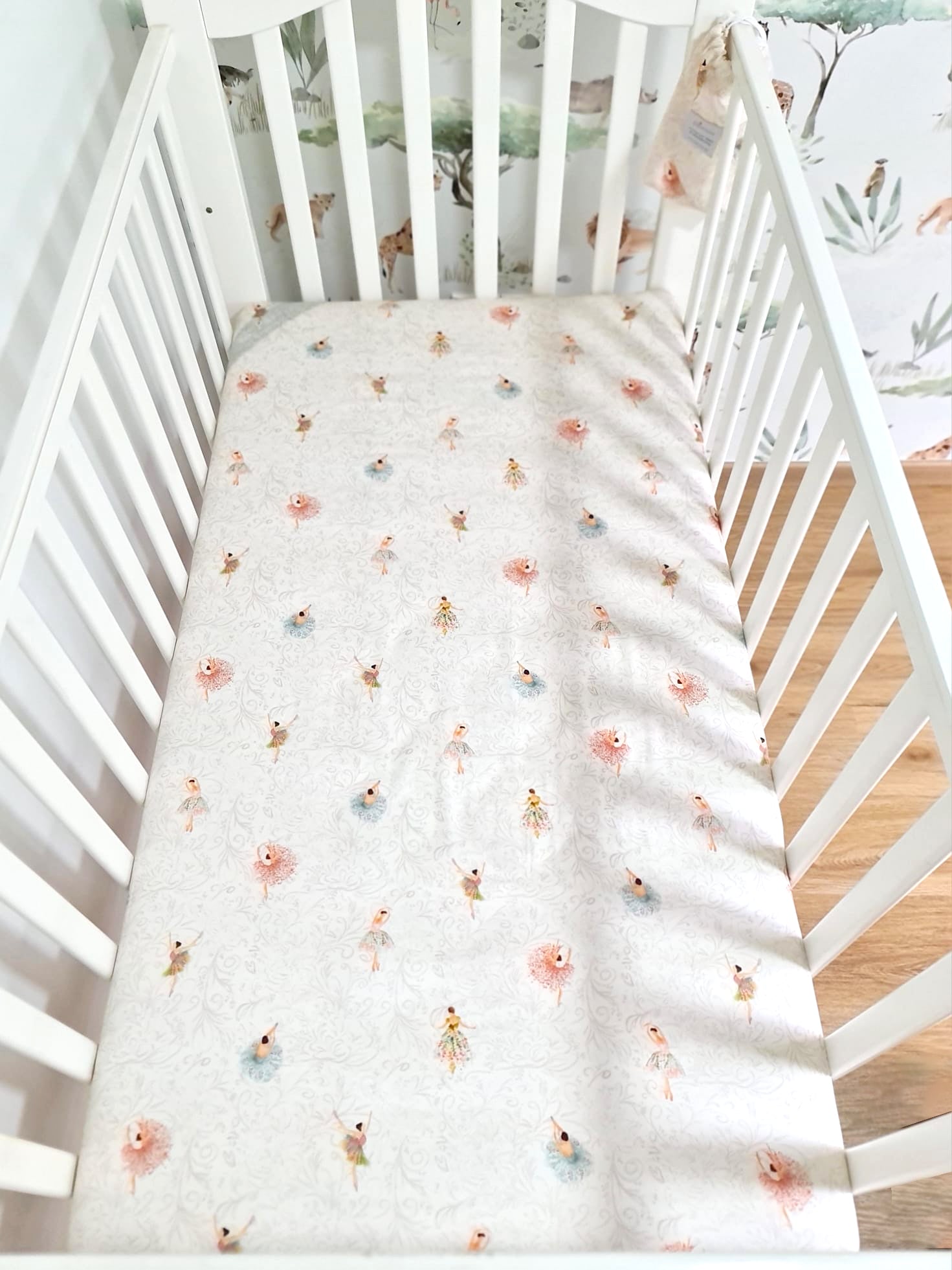 Bamboo Lyocell Cot Sheet - Ballerina