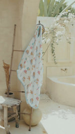 Load and play video in Gallery viewer, Pick &amp; Dry Baby Apron Bath Towel - 敢做Gandang V2
