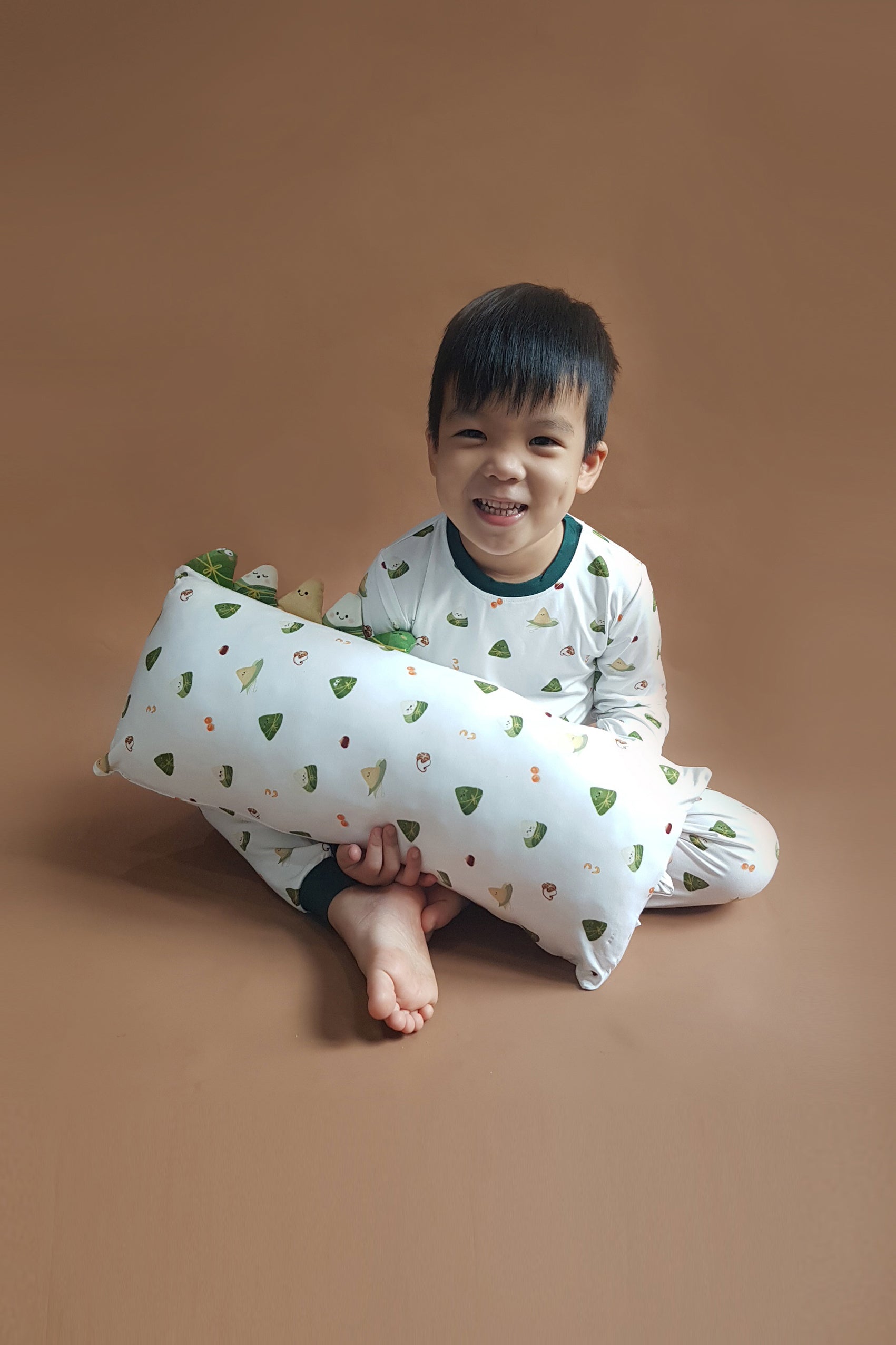 Toddler Pyjamas set - 快高ZHANG大