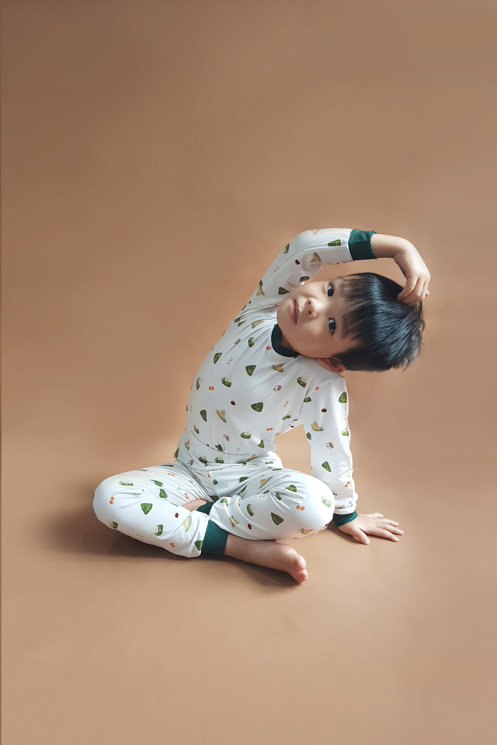 Toddler Pyjamas set - 快高ZHANG大